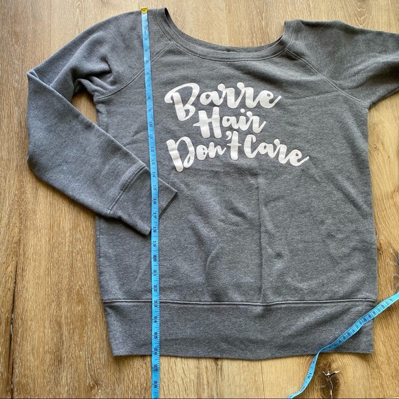 Barre Hair Don’t Care Script Slouchy Sweatshirt. Designed by Sculpt Barre - Picture 9 of 10